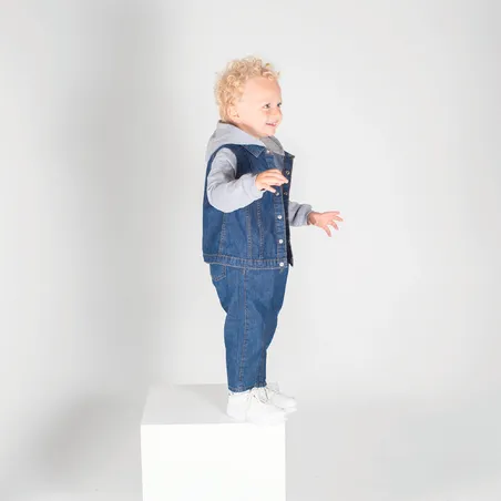 Veste en jean à capuche enfant